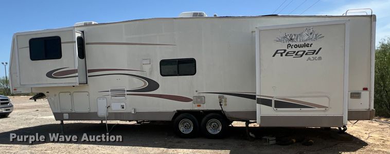 image for item DO2463 2004 Fleetwood Prowler Regal AX6 camper