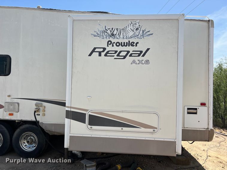 image for item DO2463 2004 Fleetwood Prowler Regal AX6 camper