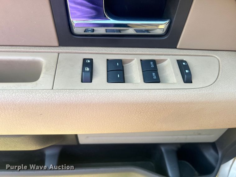 image for item DO6637 2012 Ford F150 Oklahoma Edition XLT SuperCrew pickup truck