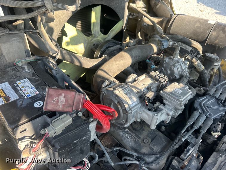 image for item DO6645 Hyster 80 forklift