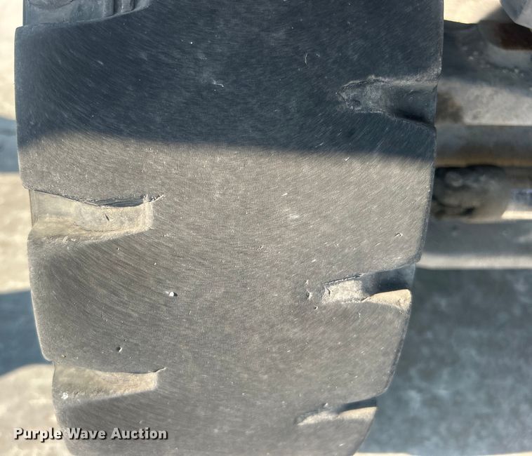 image for item DO6645 Hyster 80 forklift