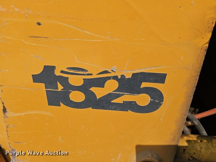 image for item DP6589 1995 Case 1825 skid steer loader