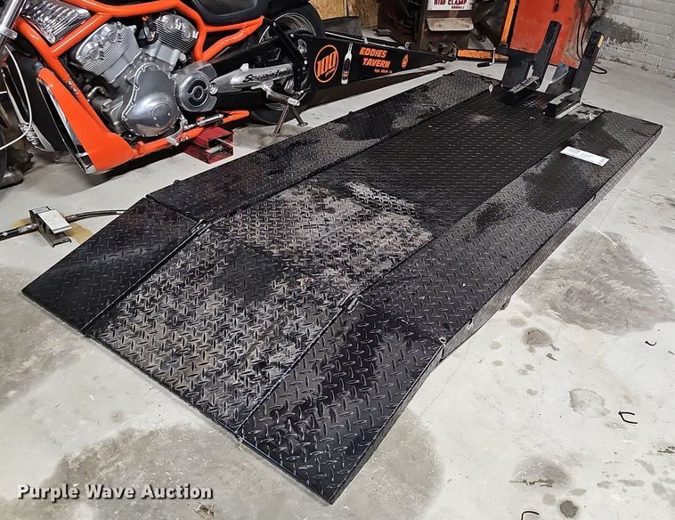 image for item DP6592 Motorcycle lift