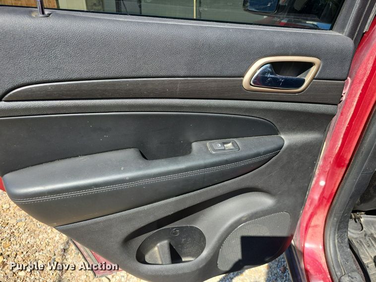 image for item DQ4454 2015 Jeep Grand Cherokee Laredo SUV