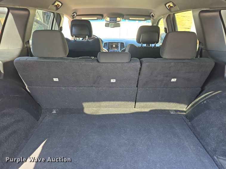 image for item DQ4454 2015 Jeep Grand Cherokee Laredo SUV