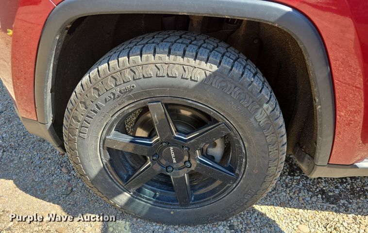 image for item DQ4454 2015 Jeep Grand Cherokee Laredo SUV