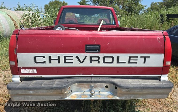 image for item DQ4468 1992 Chevrolet C1500 pickup truck