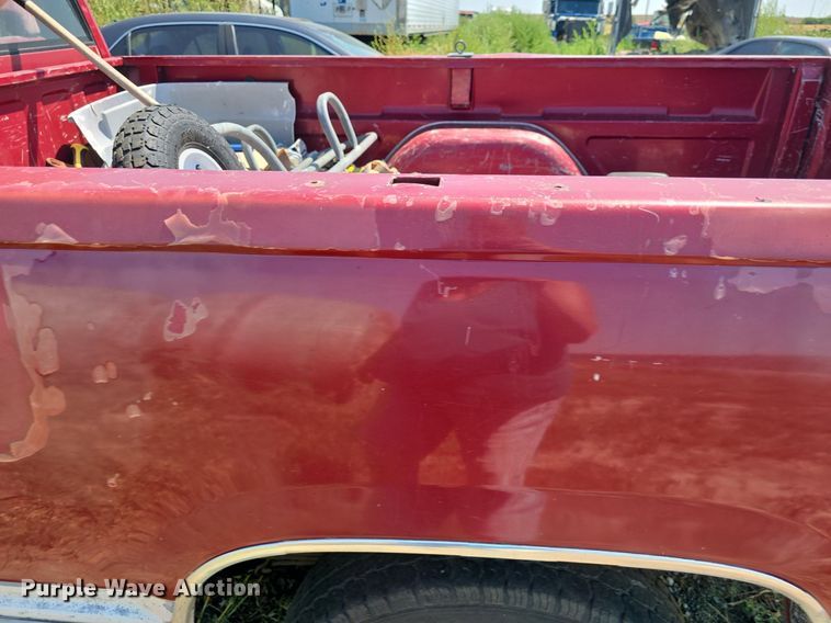 image for item DQ4468 1992 Chevrolet C1500 pickup truck