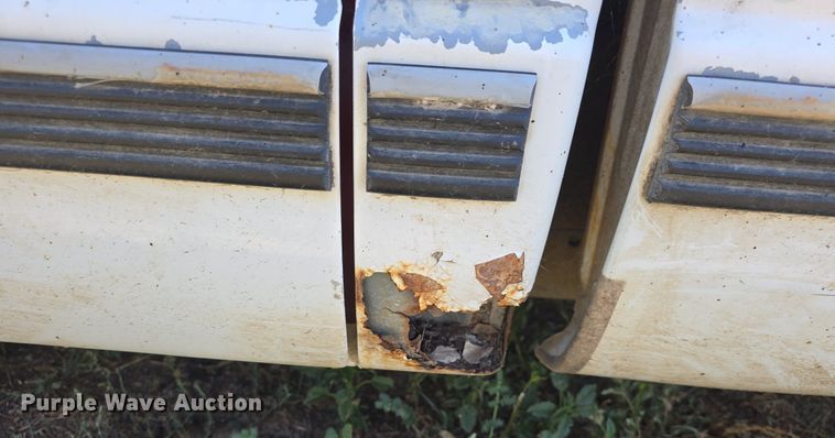 image for item DQ4468 1992 Chevrolet C1500 pickup truck