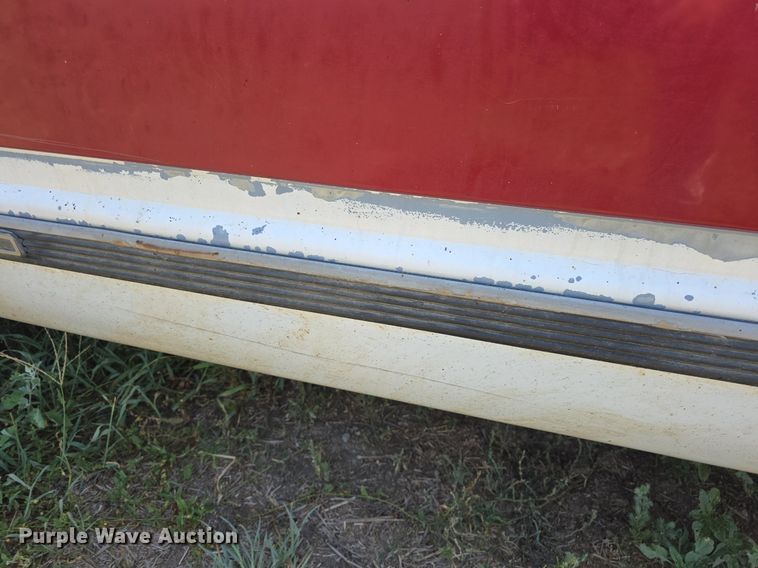 image for item DQ4468 1992 Chevrolet C1500 pickup truck