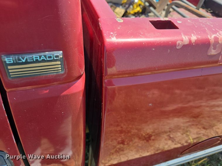 image for item DQ4468 1992 Chevrolet C1500 pickup truck