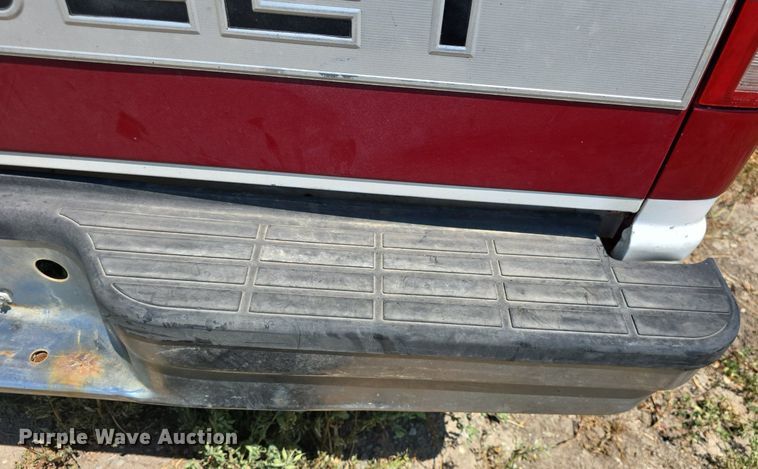 image for item DQ4468 1992 Chevrolet C1500 pickup truck