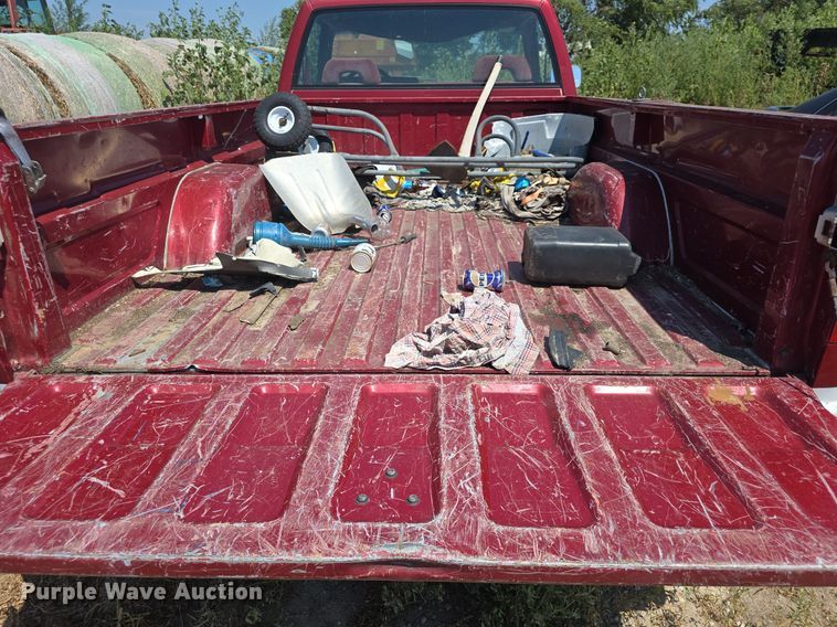 image for item DQ4468 1992 Chevrolet C1500 pickup truck