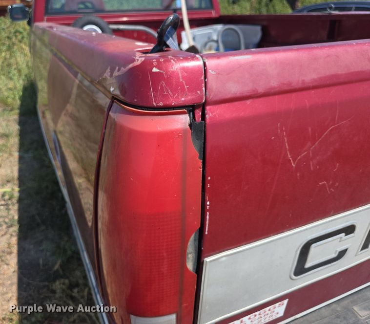 image for item DQ4468 1992 Chevrolet C1500 pickup truck