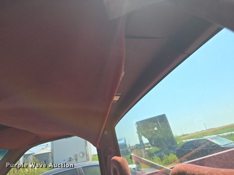 image for item DQ4468 1992 Chevrolet C1500 pickup truck