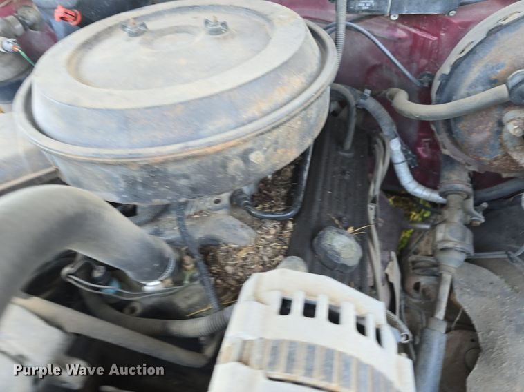 image for item DQ4468 1992 Chevrolet C1500 pickup truck