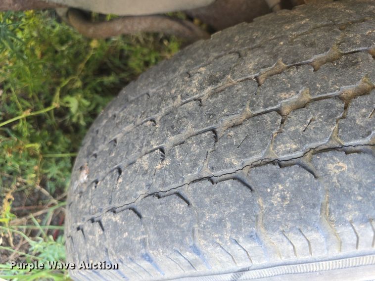 image for item DQ4468 1992 Chevrolet C1500 pickup truck