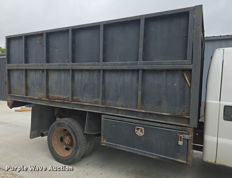 image for item DQ4547 2005 Ford F450 Super Duty XL dump truck
