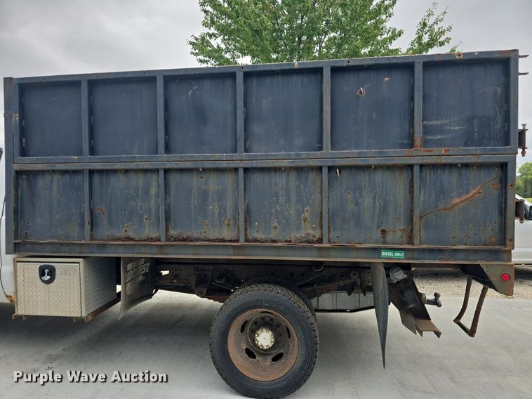 image for item DQ4547 2005 Ford F450 Super Duty XL dump truck