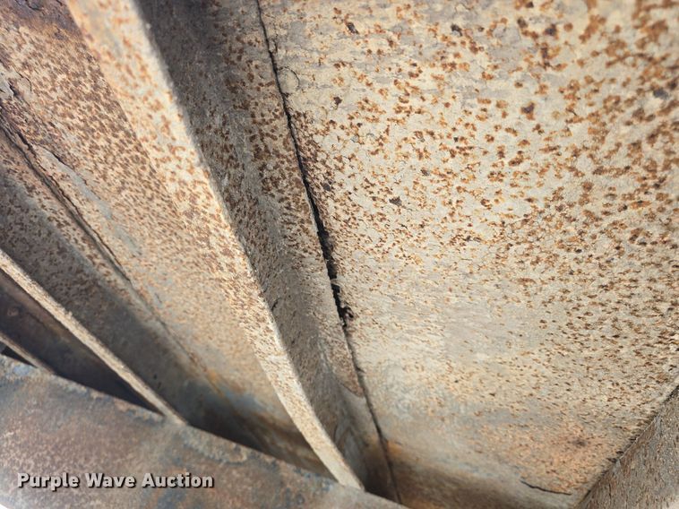 image for item DQ4547 2005 Ford F450 Super Duty XL dump truck