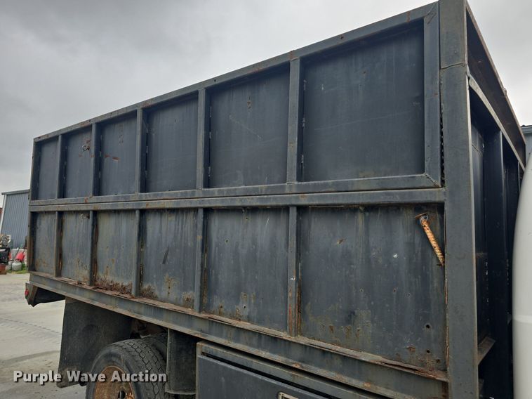 image for item DQ4547 2005 Ford F450 Super Duty XL dump truck