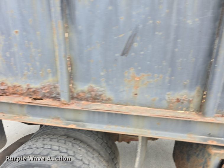 image for item DQ4547 2005 Ford F450 Super Duty XL dump truck