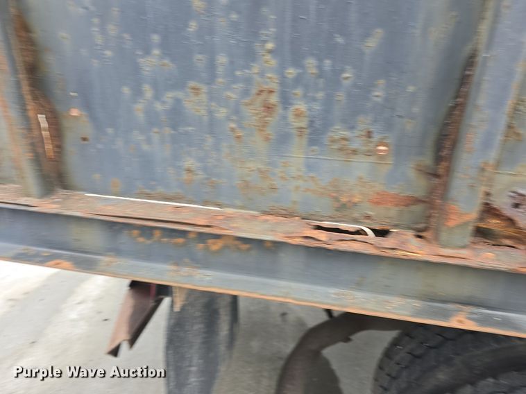 image for item DQ4547 2005 Ford F450 Super Duty XL dump truck