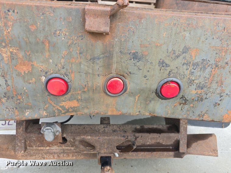 image for item DQ4547 2005 Ford F450 Super Duty XL dump truck