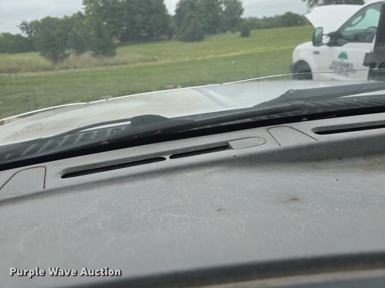 image for item DQ4547 2005 Ford F450 Super Duty XL dump truck