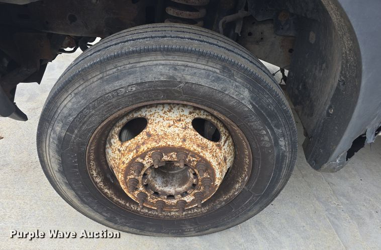 image for item DQ4547 2005 Ford F450 Super Duty XL dump truck