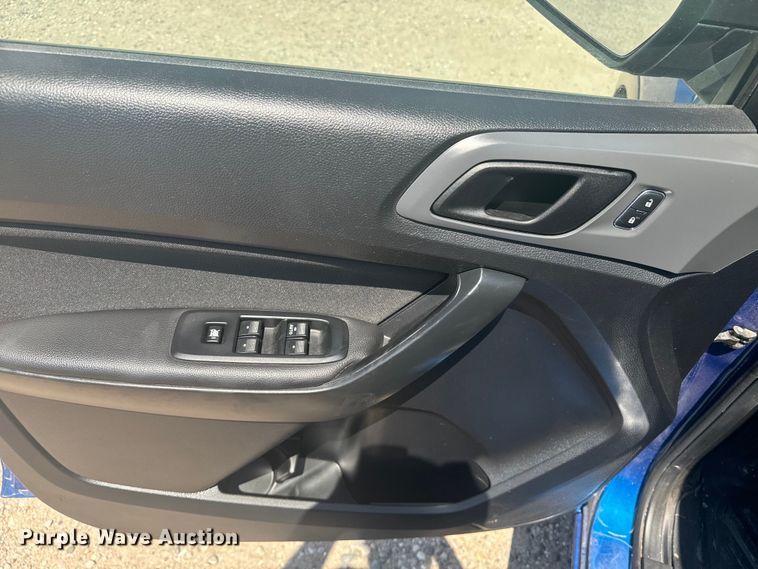 image for item DQ6921 2020 Ford Ranger STX SuperCrew pickup truck