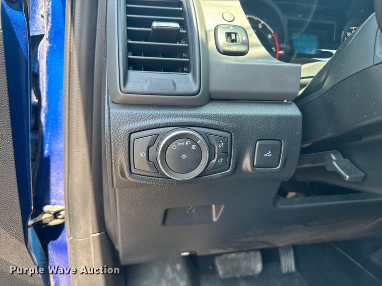 image for item DQ6921 2020 Ford Ranger STX SuperCrew pickup truck