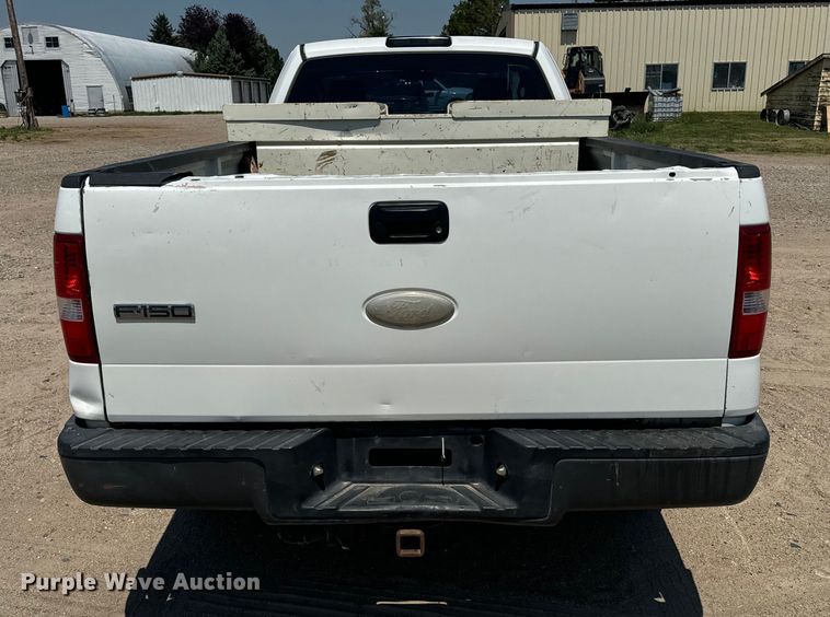 image for item DQ6922 2007 Ford  F150 XL pickup truck