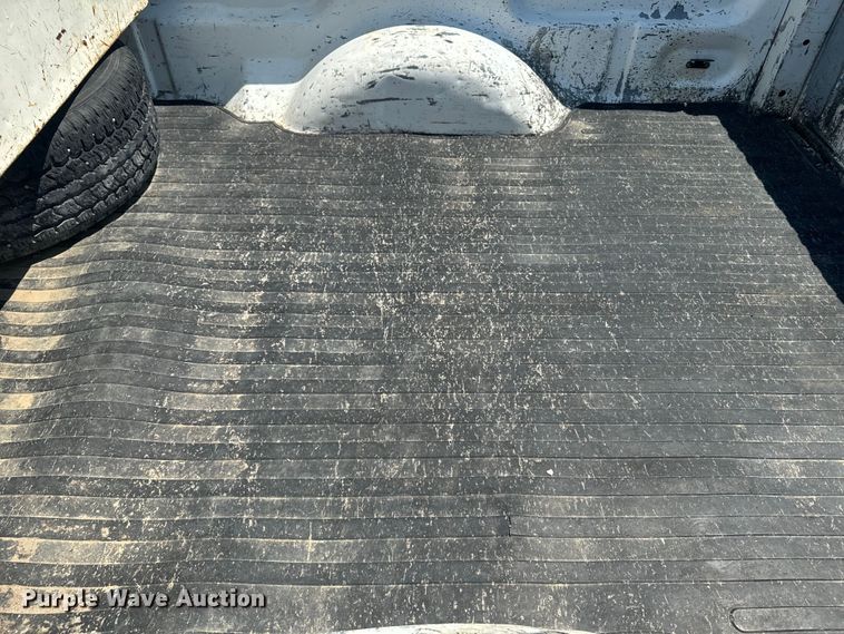 image for item DQ6922 2007 Ford  F150 XL pickup truck