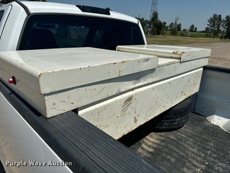 image for item DQ6922 2007 Ford  F150 XL pickup truck