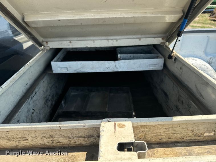 image for item DQ6922 2007 Ford  F150 XL pickup truck