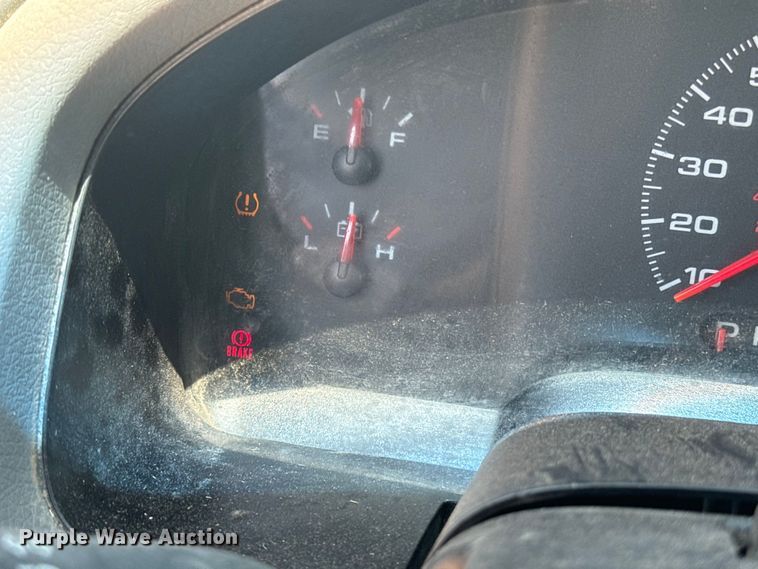 image for item DQ6922 2007 Ford  F150 XL pickup truck