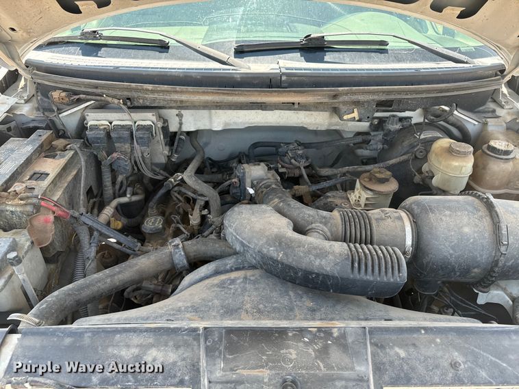 image for item DQ6922 2007 Ford  F150 XL pickup truck