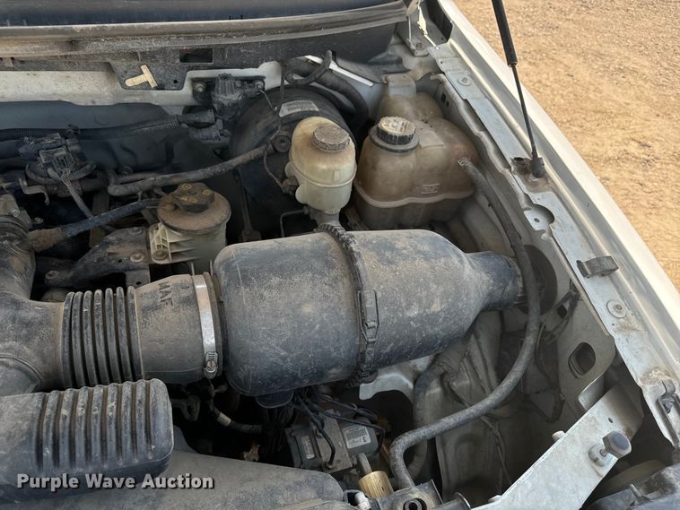 image for item DQ6922 2007 Ford  F150 XL pickup truck