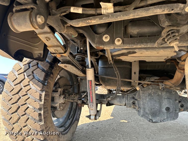 image for item DQ6947 2022 GMC  Canyon Crew Cab pickup truck