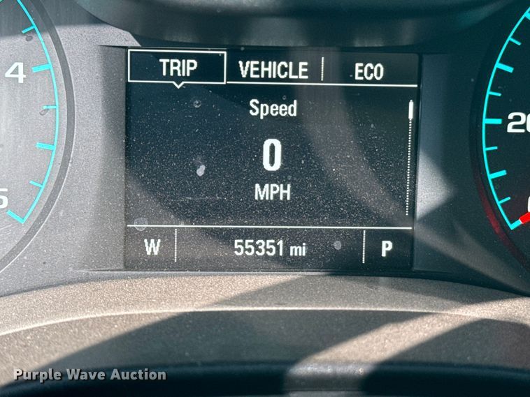 image for item DQ6947 2022 GMC  Canyon Crew Cab pickup truck