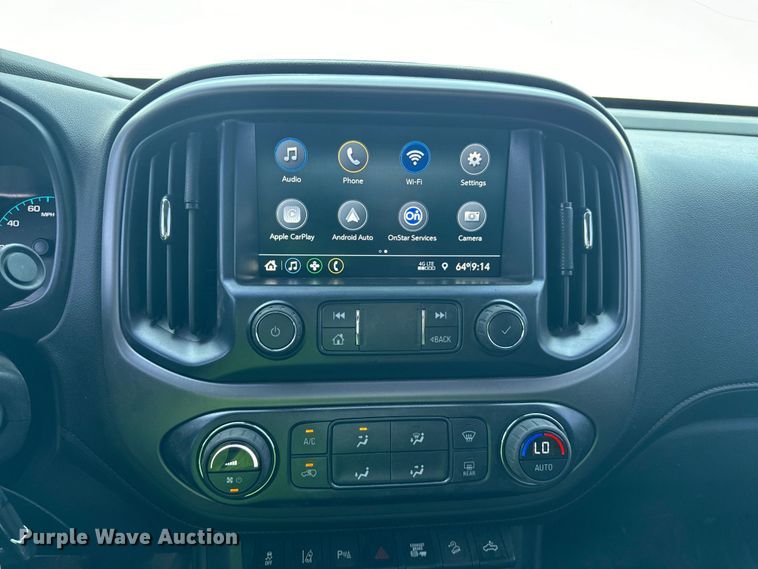 image for item DQ6947 2022 GMC  Canyon Crew Cab pickup truck