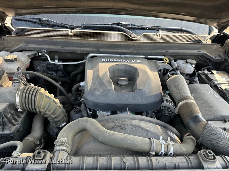 image for item DQ6947 2022 GMC  Canyon Crew Cab pickup truck