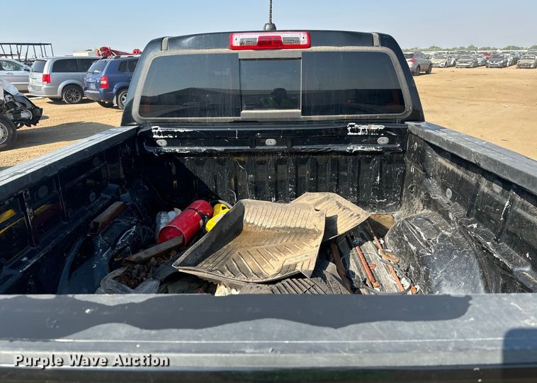 image for item DQ6948 2022 GMC Canyon Crew Cab pickup truck