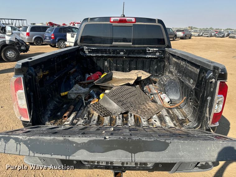 image for item DQ6948 2022 GMC Canyon Crew Cab pickup truck