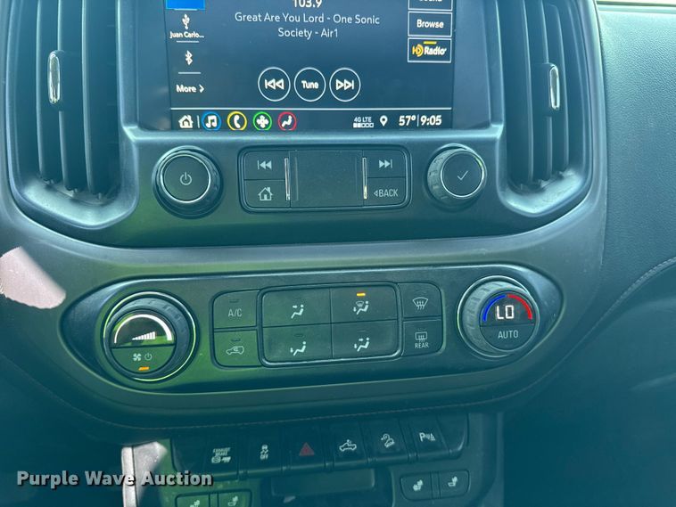 image for item DQ6948 2022 GMC Canyon Crew Cab pickup truck