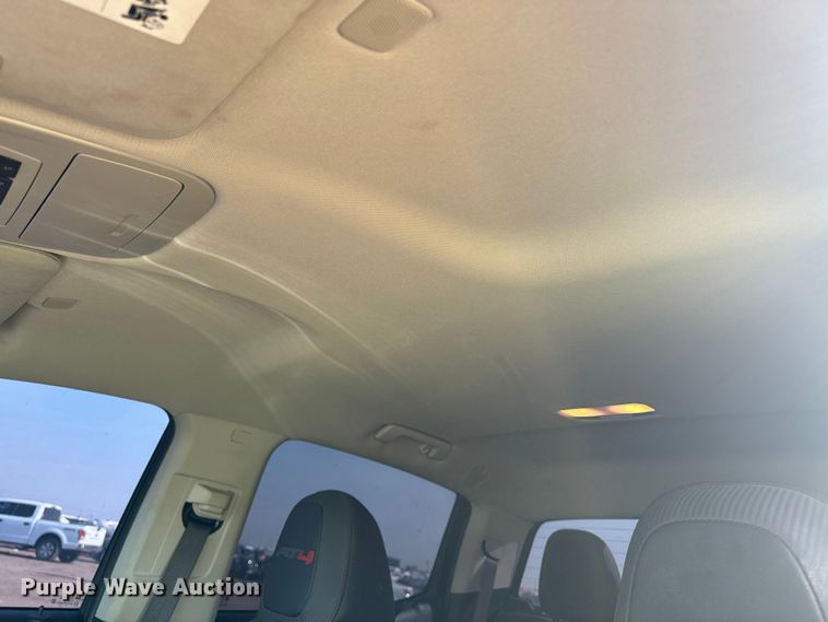 image for item DQ6948 2022 GMC Canyon Crew Cab pickup truck