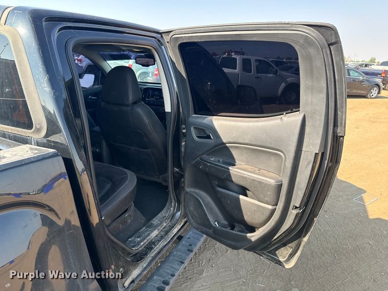 image for item DQ6948 2022 GMC Canyon Crew Cab pickup truck