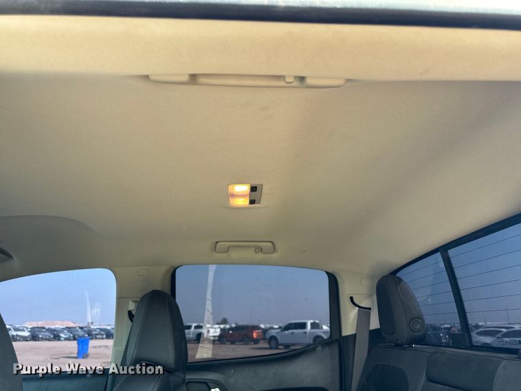 image for item DQ6948 2022 GMC Canyon Crew Cab pickup truck