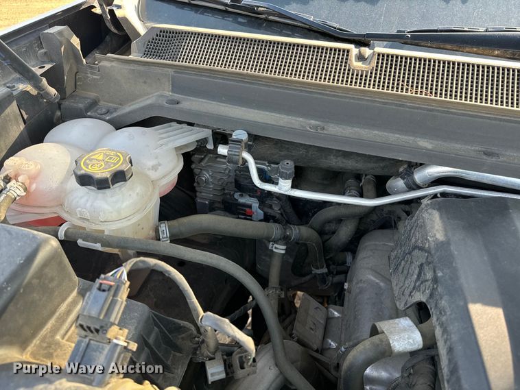 image for item DQ6948 2022 GMC Canyon Crew Cab pickup truck